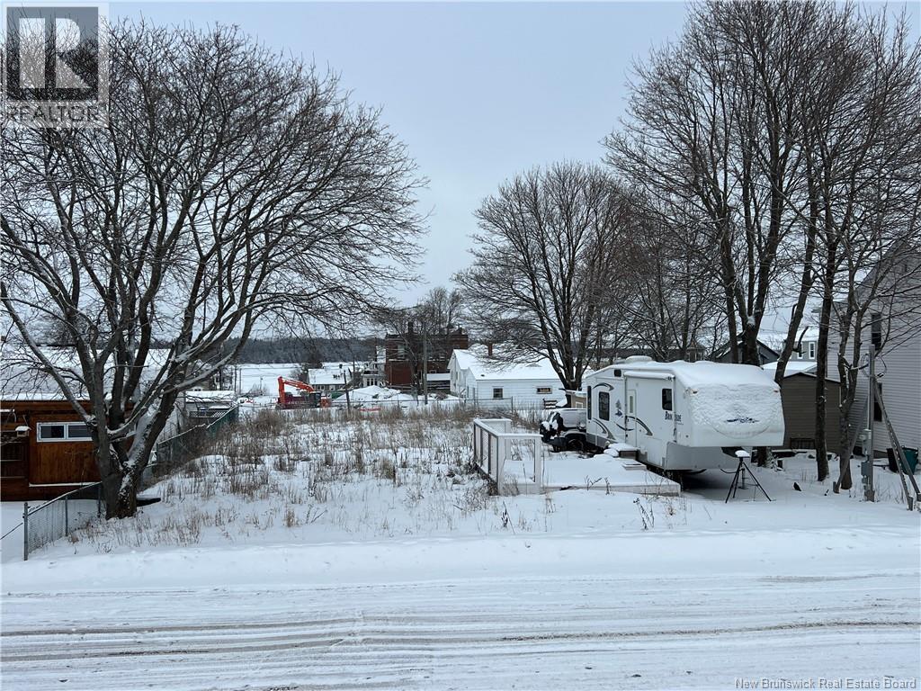14 St-Ferdinand Avenue, Bouctouche, New Brunswick  E4S 3V1 - Photo 1 - NB131420