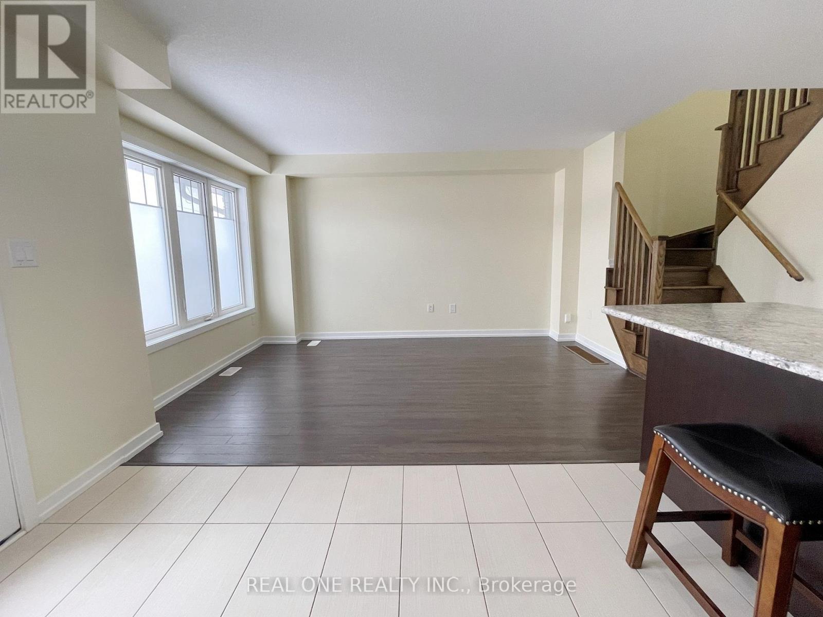 7 Hedges Crescent, Hamilton, Ontario  L8J 0K8 - Photo 17 - X12723258