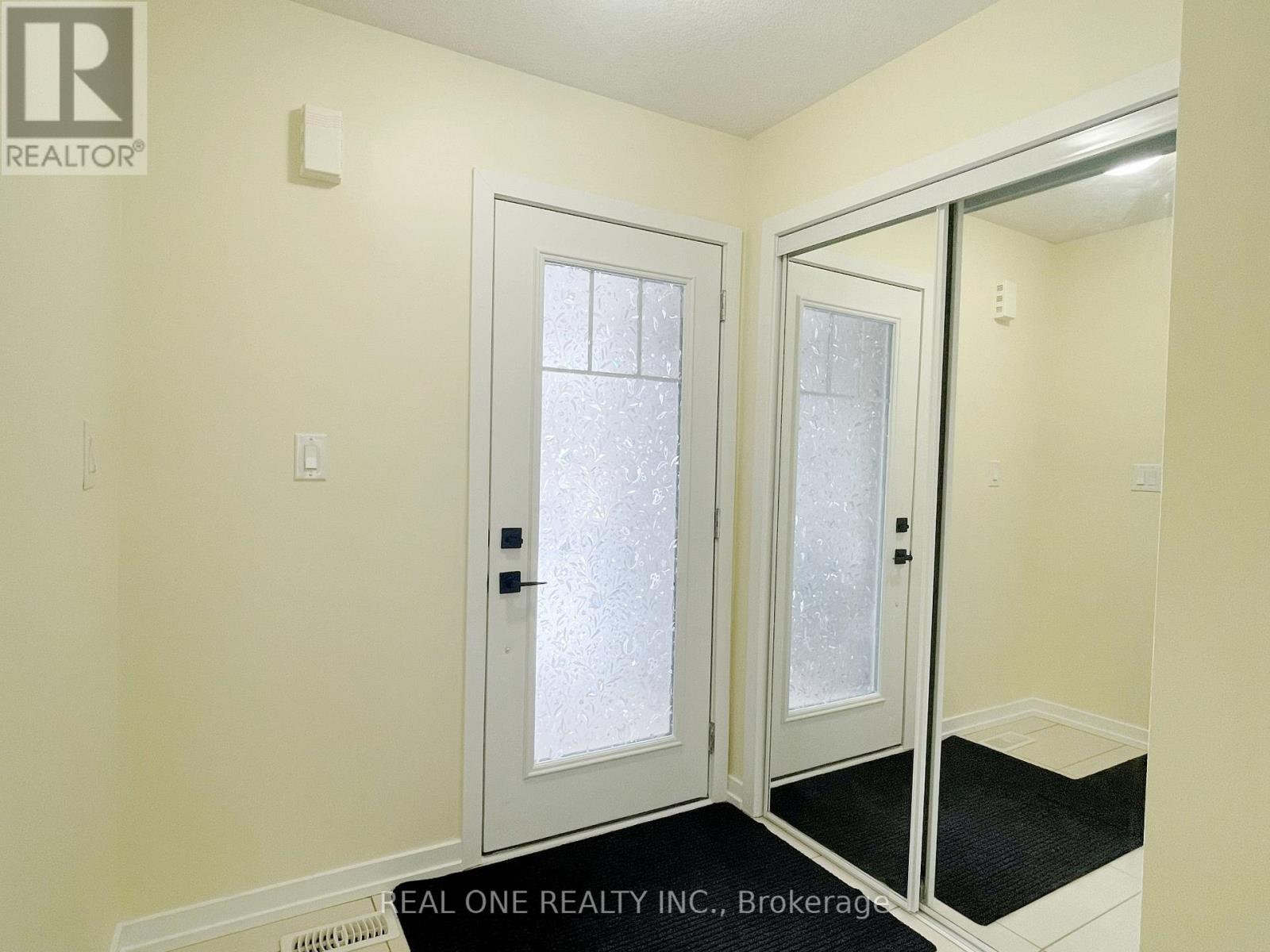 7 Hedges Crescent, Hamilton, Ontario  L8J 0K8 - Photo 30 - X12723258