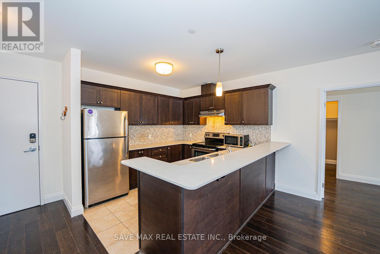 205 - 26 Wellington Street, St. Catharines, Ontario  L2R 5P8 - Photo 16 - X12723282