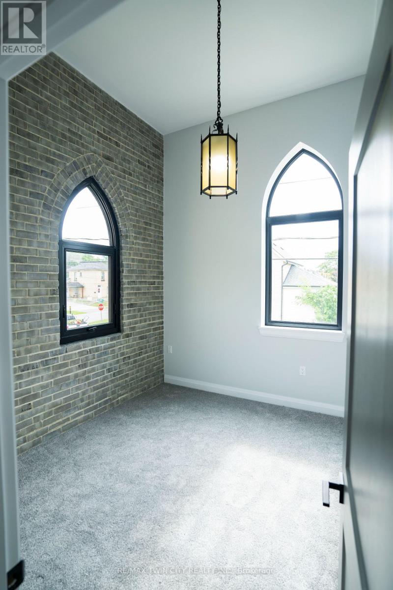 6 - 130 Elgin Street, Brantford, Ontario  N3S 5A5 - Photo 4 - X12723292