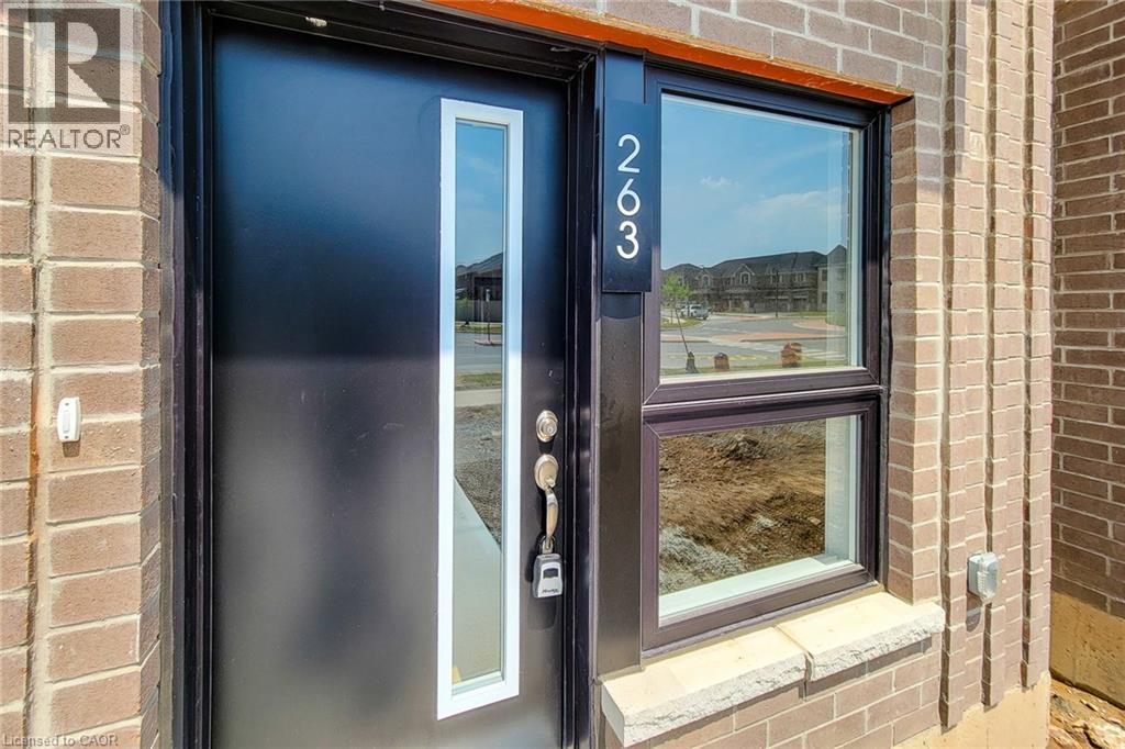 263 Burke Street, Waterdown, Ontario  L0R 2H7 - Photo 4 - 40800375