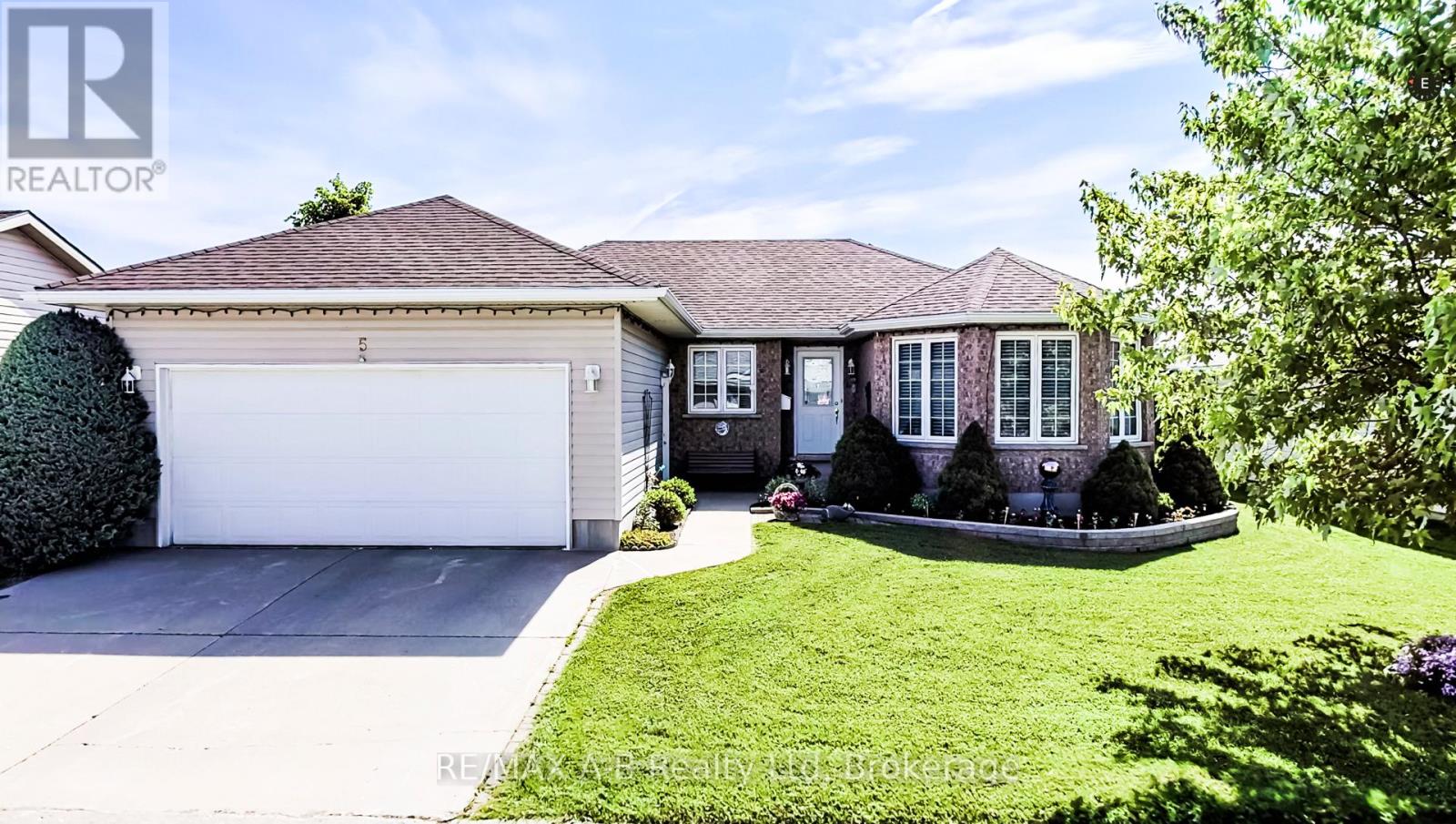 5 - 30 Ann Street, St. Marys, Ontario  N4X 1C8 - Photo 3 - X12723348