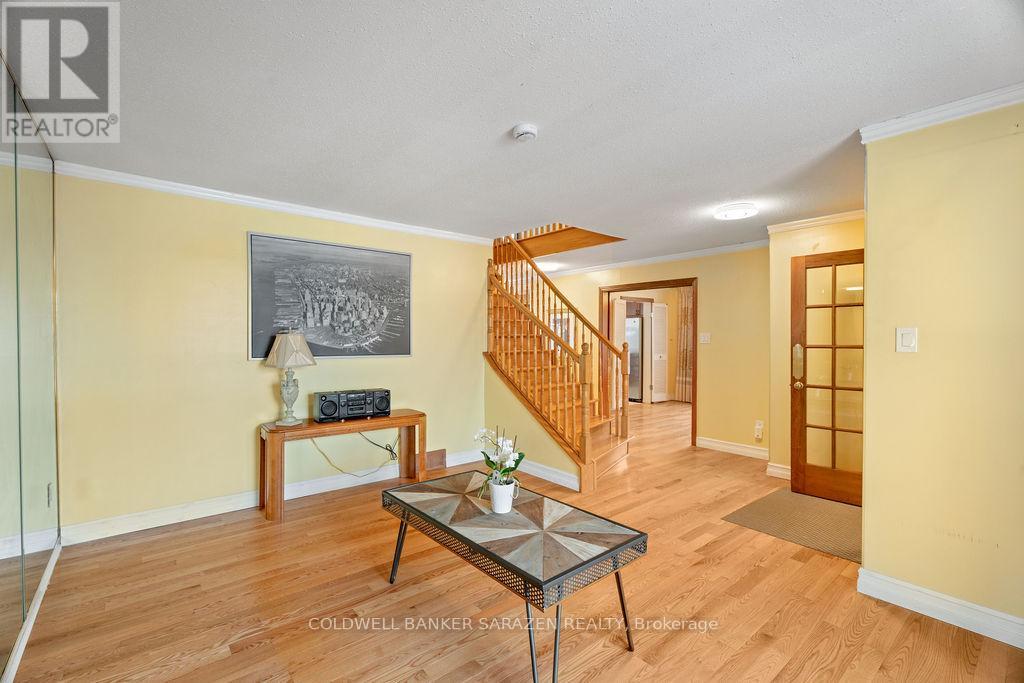 1040 Karsh Drive, Ottawa, Ontario  K1G 4M9 - Photo 13 - X12723330