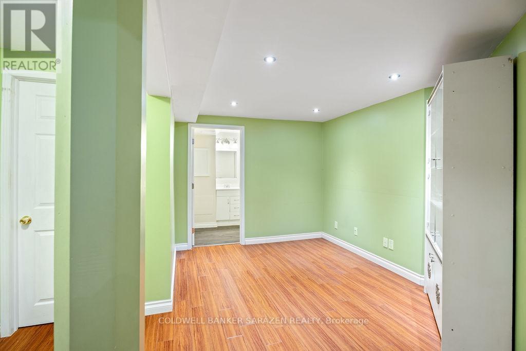 1040 Karsh Drive, Ottawa, Ontario  K1G 4M9 - Photo 39 - X12723330