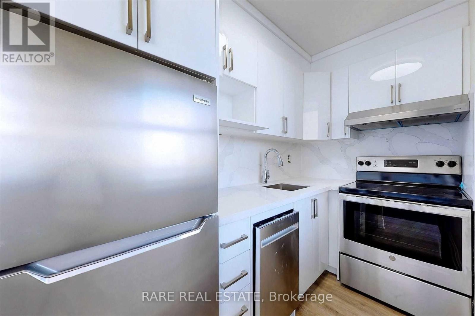 2107 - 30 Gloucester Street, Toronto, Ontario  M4Y 1L6 - Photo 2 - C12723328