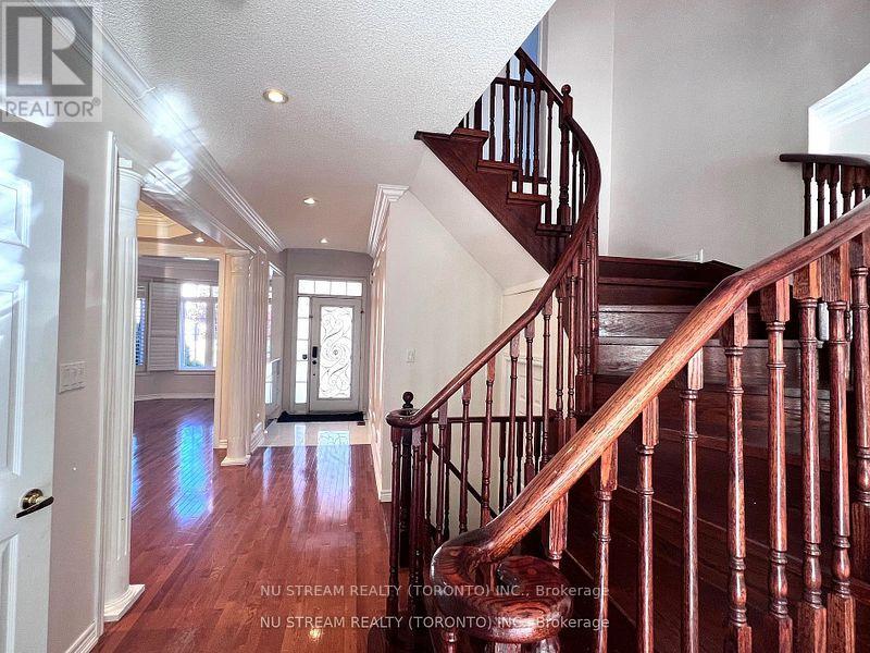 Upper - 5 Victoria Wood Avenue, Markham, Ontario  L6E 1X7 - Photo 10 - N12723318