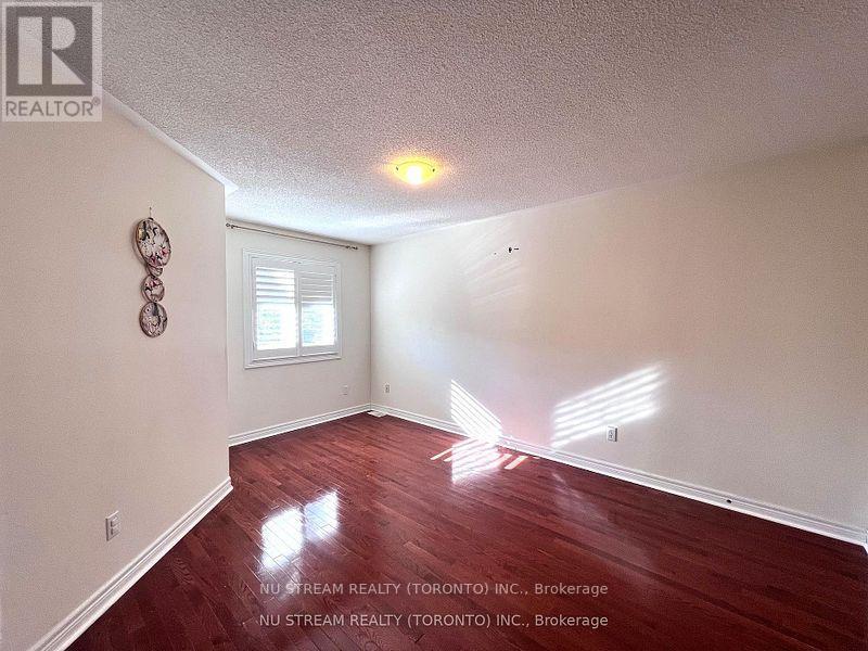 Upper - 5 Victoria Wood Avenue, Markham, Ontario  L6E 1X7 - Photo 20 - N12723318