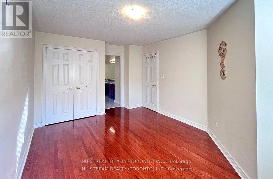 Upper - 5 Victoria Wood Avenue, Markham, Ontario  L6E 1X7 - Photo 21 - N12723318