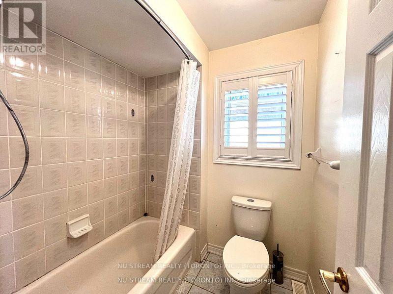 Upper - 5 Victoria Wood Avenue, Markham, Ontario  L6E 1X7 - Photo 24 - N12723318