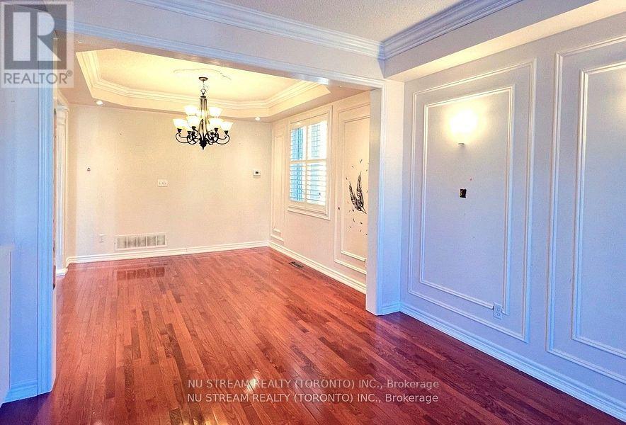 Upper - 5 Victoria Wood Avenue, Markham, Ontario  L6E 1X7 - Photo 4 - N12723318