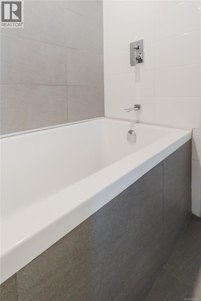 515 989 Johnson St, Victoria, British Columbia  V8V 0E3 - Photo 28 - 1023893