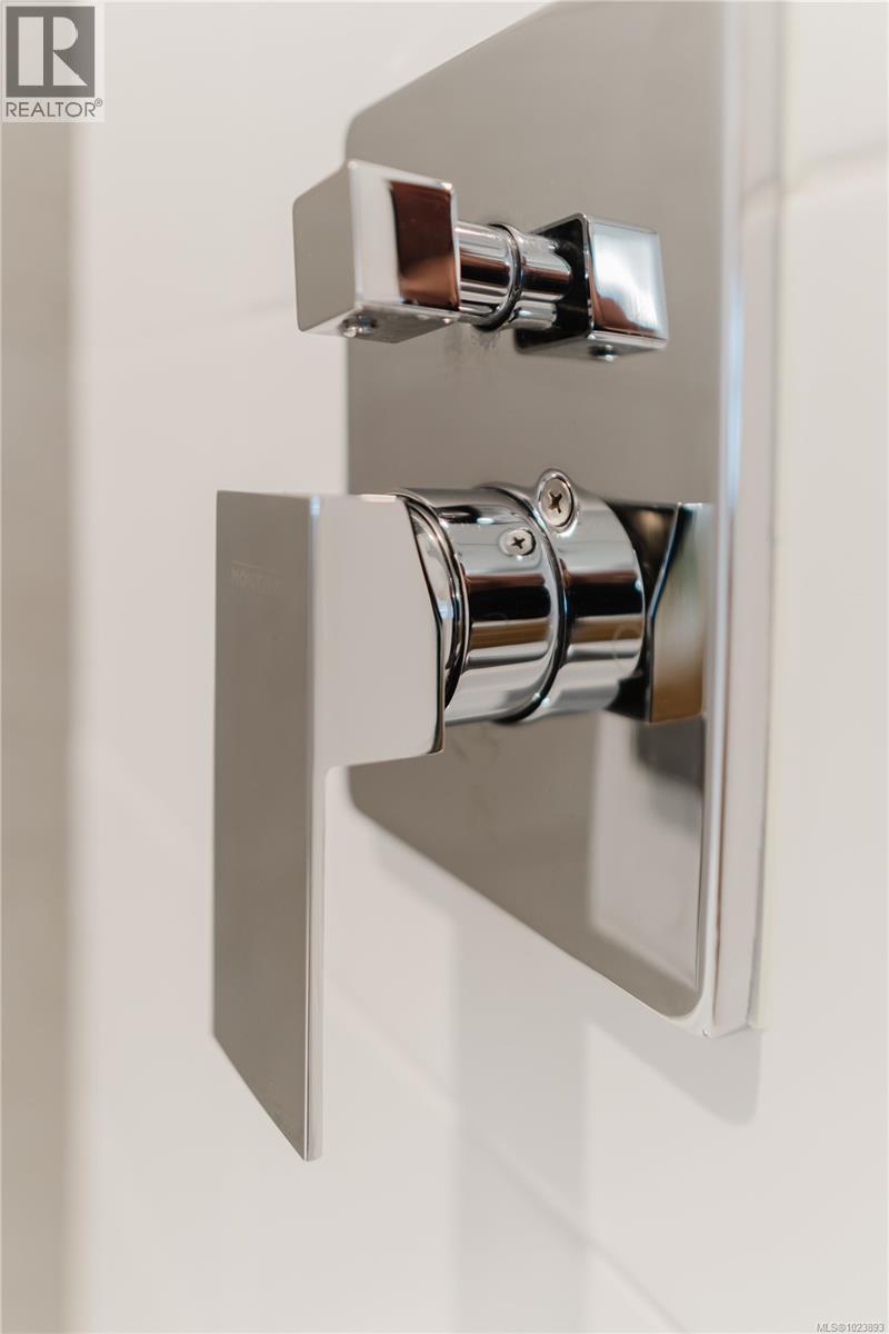 515 989 Johnson St, Victoria, British Columbia  V8V 0E3 - Photo 29 - 1023893