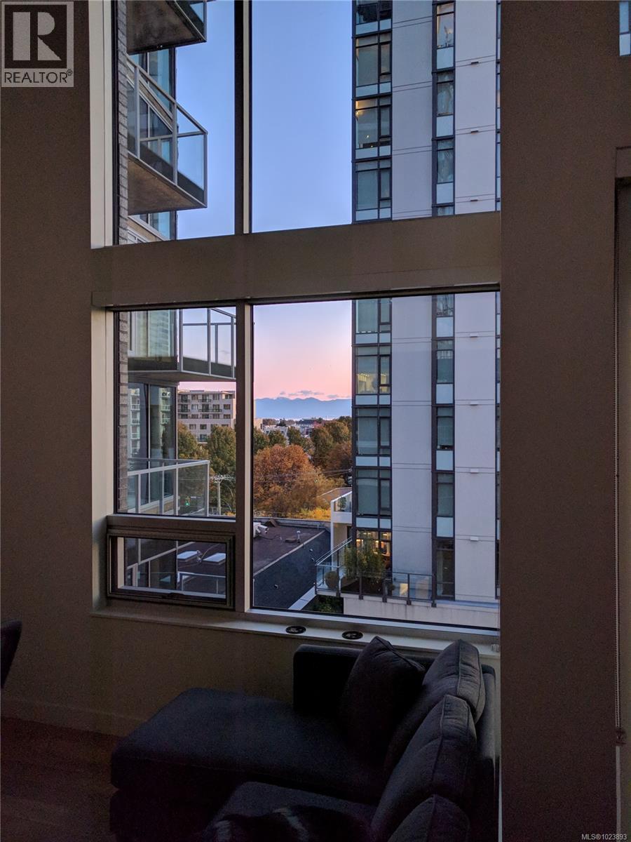 515 989 Johnson St, Victoria, British Columbia  V8V 0E3 - Photo 37 - 1023893