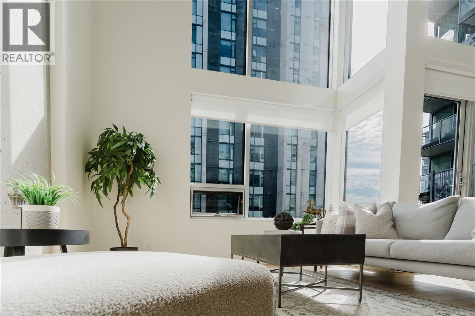 515 989 Johnson St, Victoria, British Columbia  V8V 0E3 - Photo 8 - 1023893