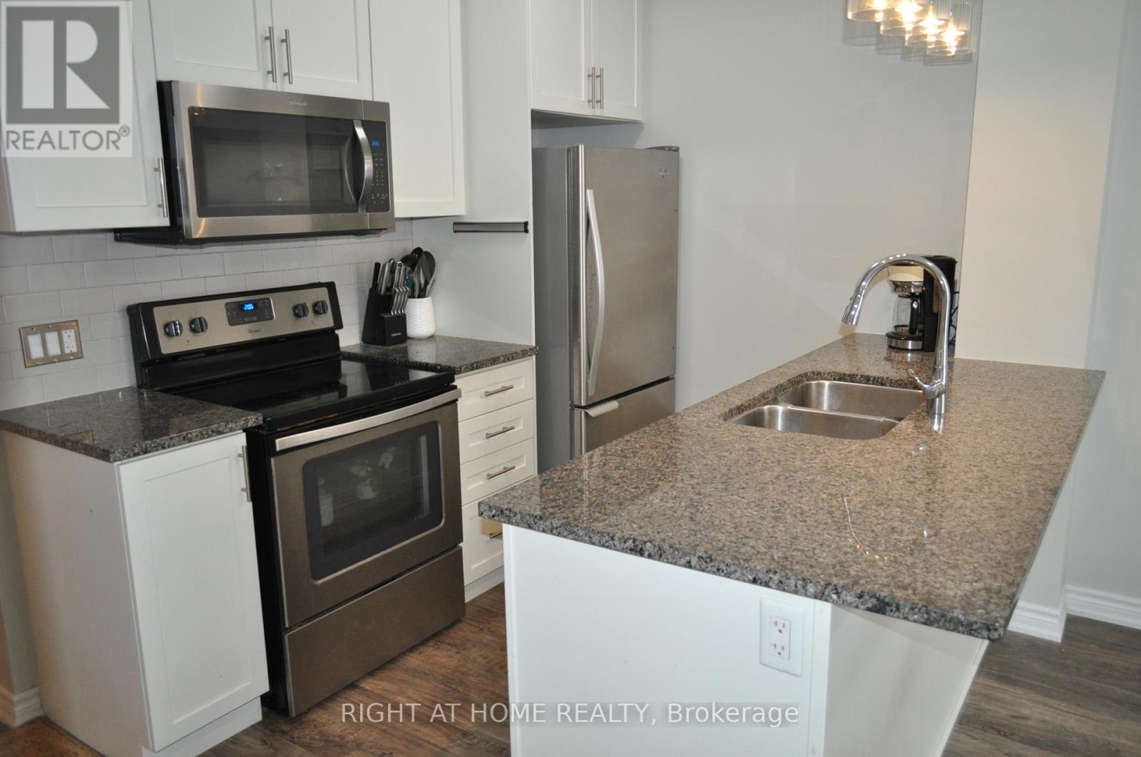 429 - 2490 Old Bronte Road, Oakville, Ontario  L6M 0Y5 - Photo 12 - W12723320