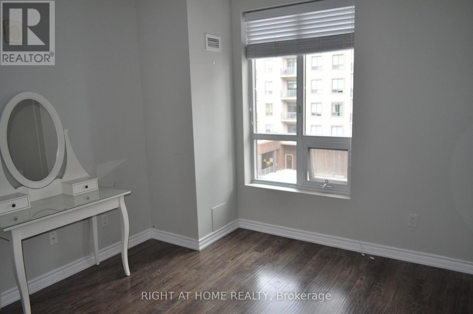 429 - 2490 Old Bronte Road, Oakville, Ontario  L6M 0Y5 - Photo 15 - W12723320