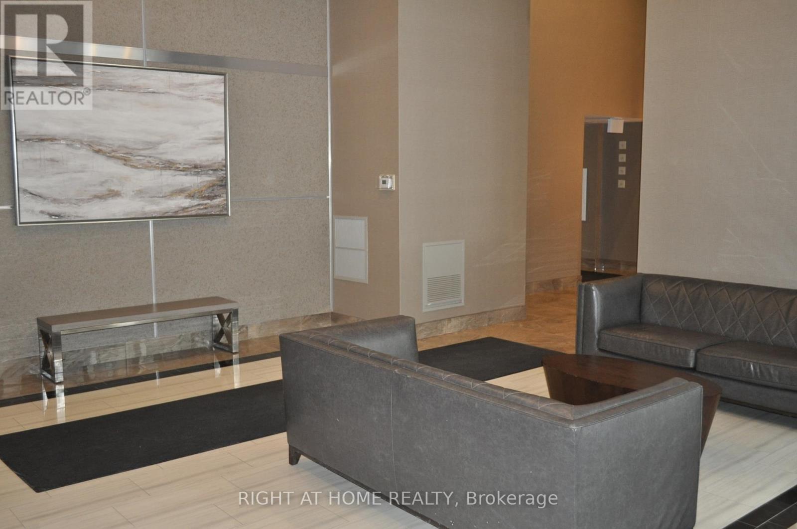 429 - 2490 Old Bronte Road, Oakville, Ontario  L6M 0Y5 - Photo 2 - W12723320