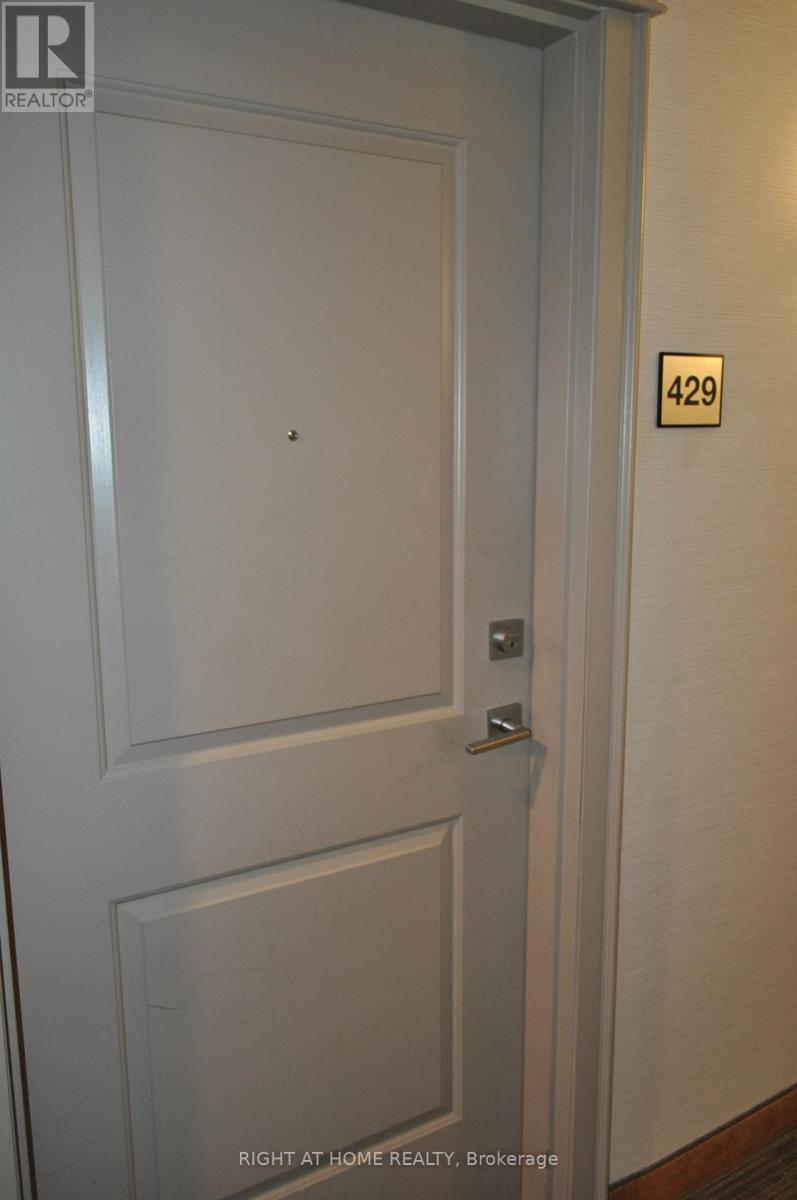 429 - 2490 Old Bronte Road, Oakville, Ontario  L6M 0Y5 - Photo 5 - W12723320