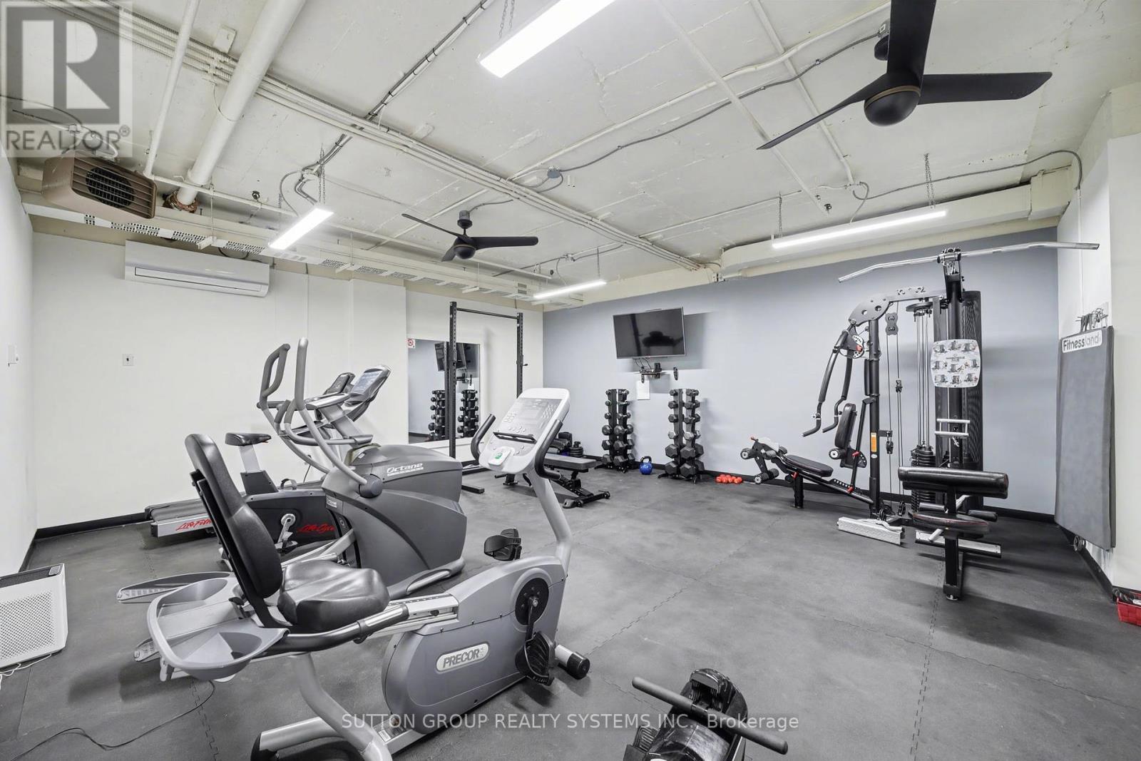 403 - 965 Inverhouse Drive, Mississauga, Ontario  L5J 4B4 - Photo 23 - W12723324