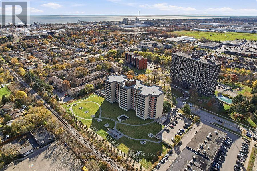 403 - 965 Inverhouse Drive, Mississauga, Ontario  L5J 4B4 - Photo 26 - W12723324