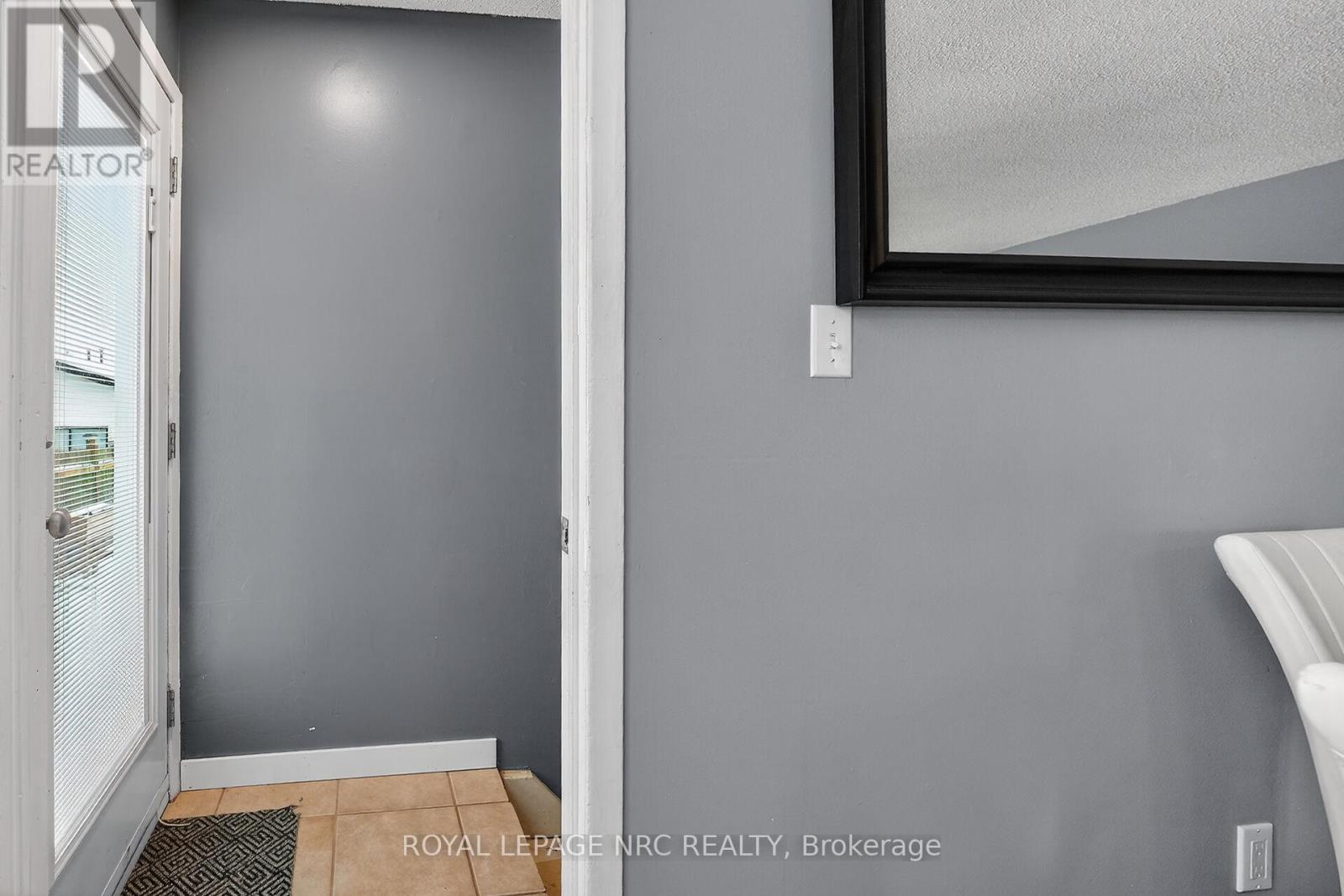 53 Allan Drive, St. Catharines, Ontario  L2N 1G1 - Photo 24 - X12723276