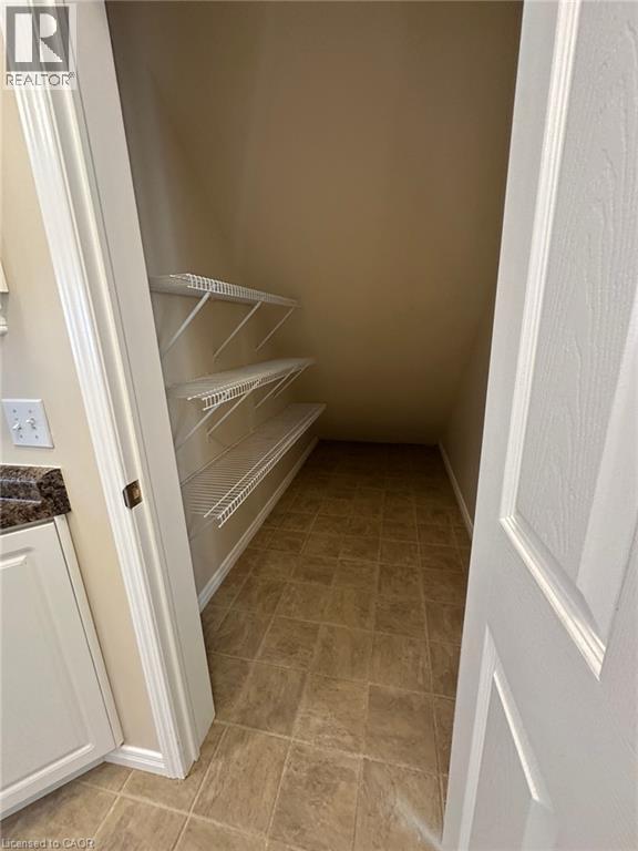 87 Ellis Avenue Unit# A, Kitchener, Ontario  N2H 4G8 - Photo 12 - 40800125