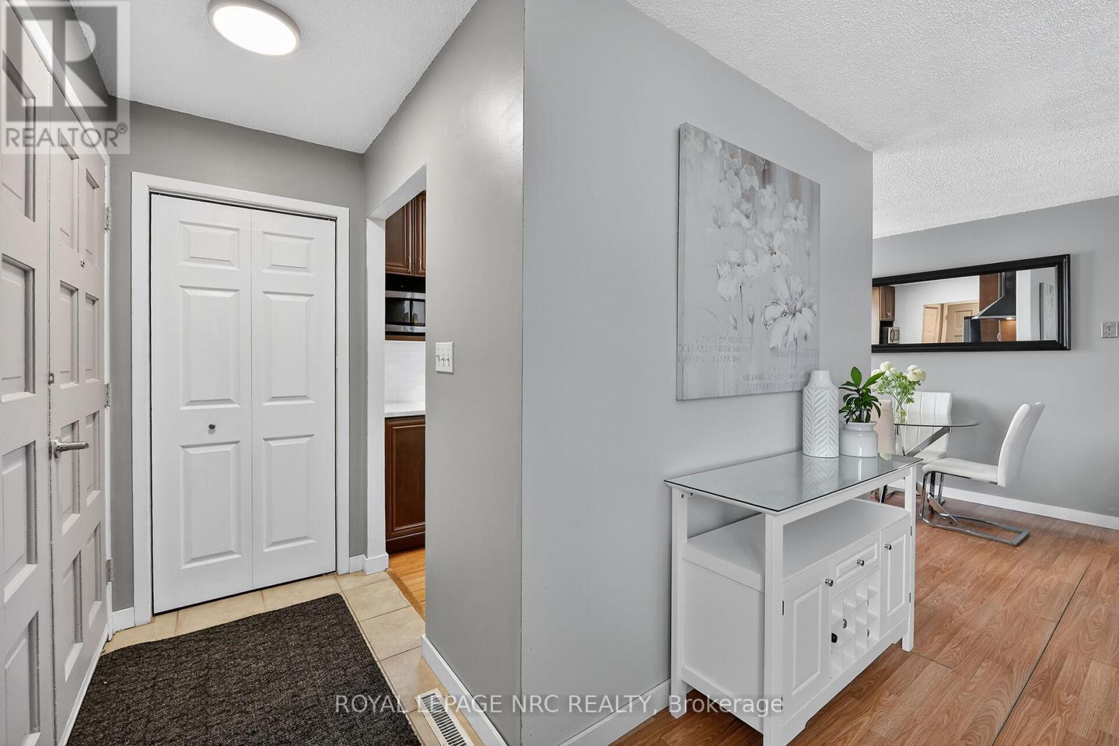 53 Allan Drive, St. Catharines, Ontario  L2N 1G1 - Photo 4 - X12723276