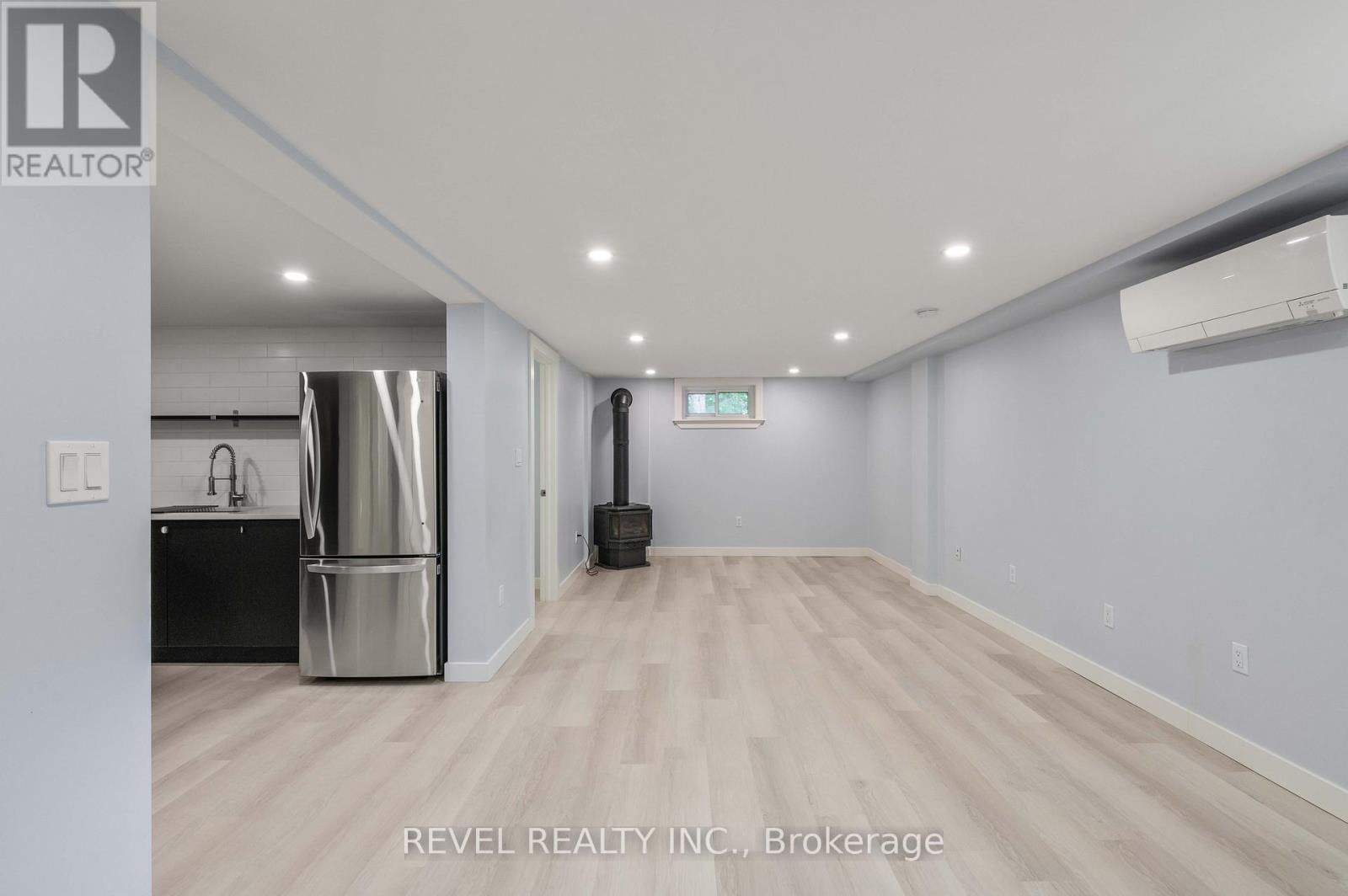 BSMT - 215 MAIN STREET W, Shelburne, Ontario