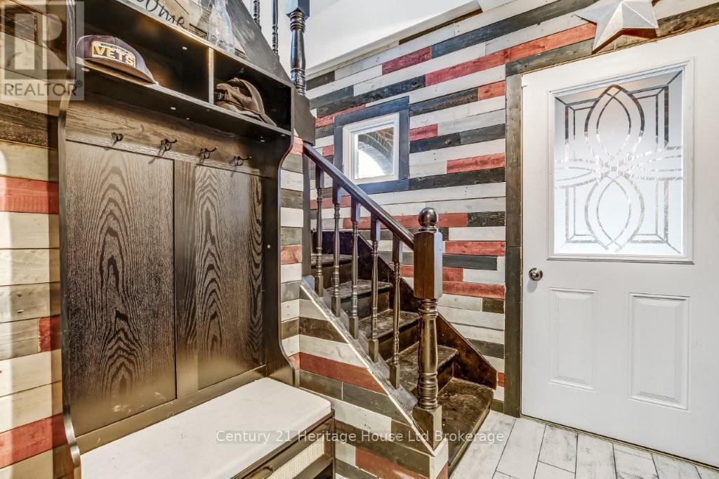 87 Bay Street, Woodstock, Ontario  N4S 3K7 - Photo 3 - X12723368