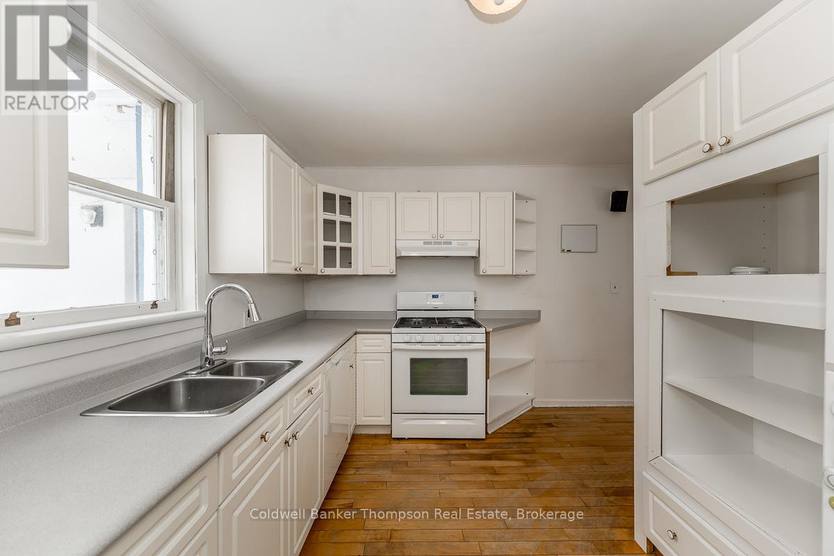 145 Front Street, Bracebridge, Ontario  P1L 1J7 - Photo 10 - X12723382