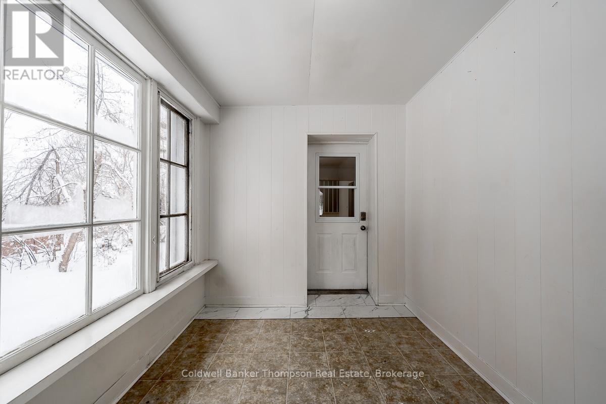 145 Front Street, Bracebridge, Ontario  P1L 1J7 - Photo 4 - X12723382