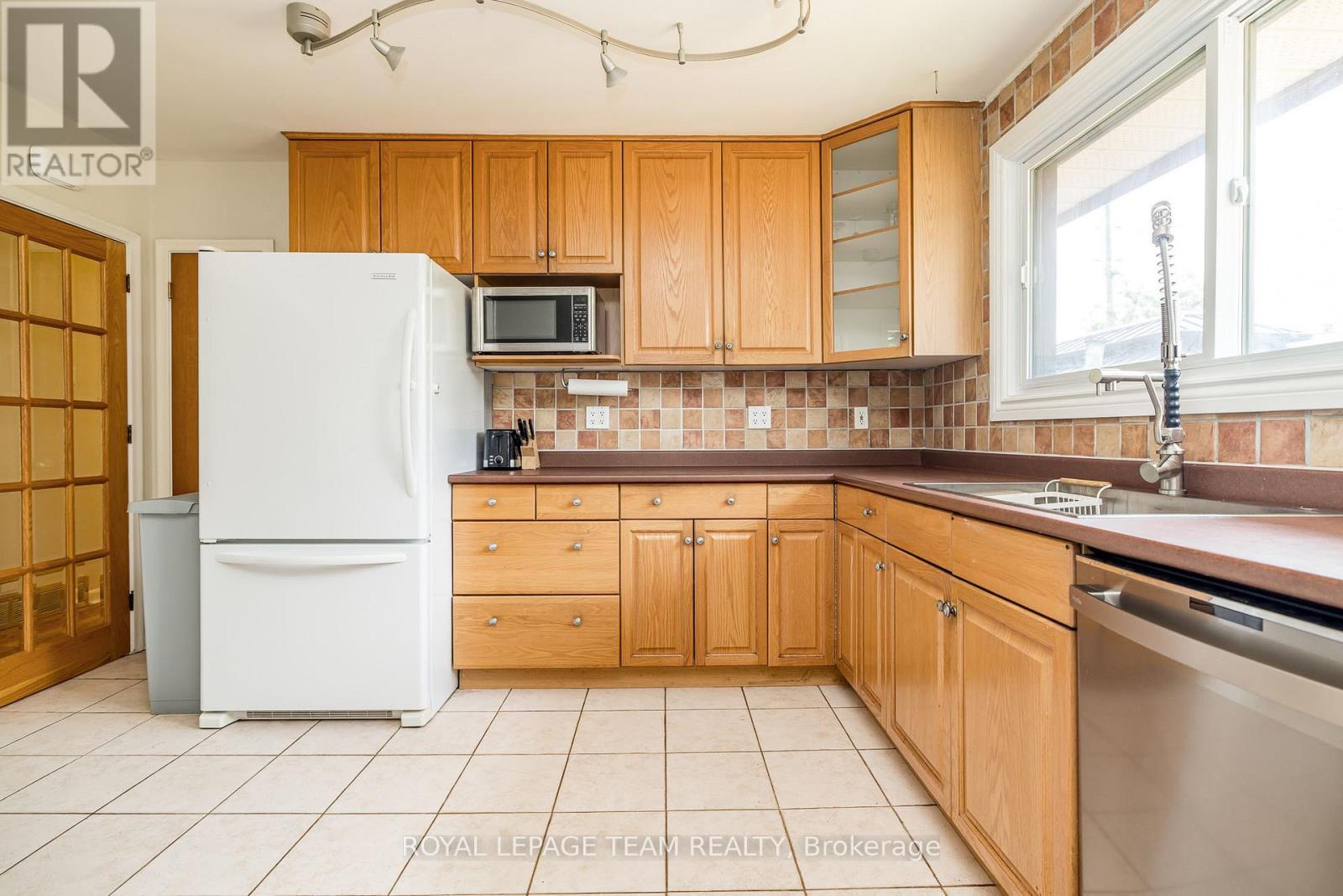 2740 Moncton Road, Ottawa, Ontario  K2B 7W1 - Photo 11 - X12723362