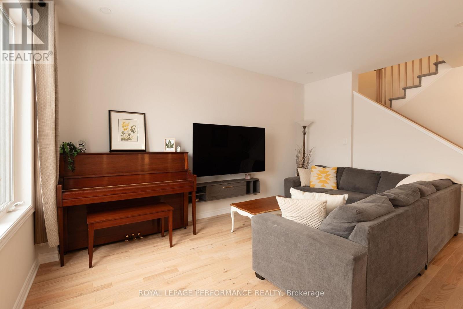 714 Petanque Crescent, Ottawa, Ontario  K4A 5L7 - Photo 10 - X12723366