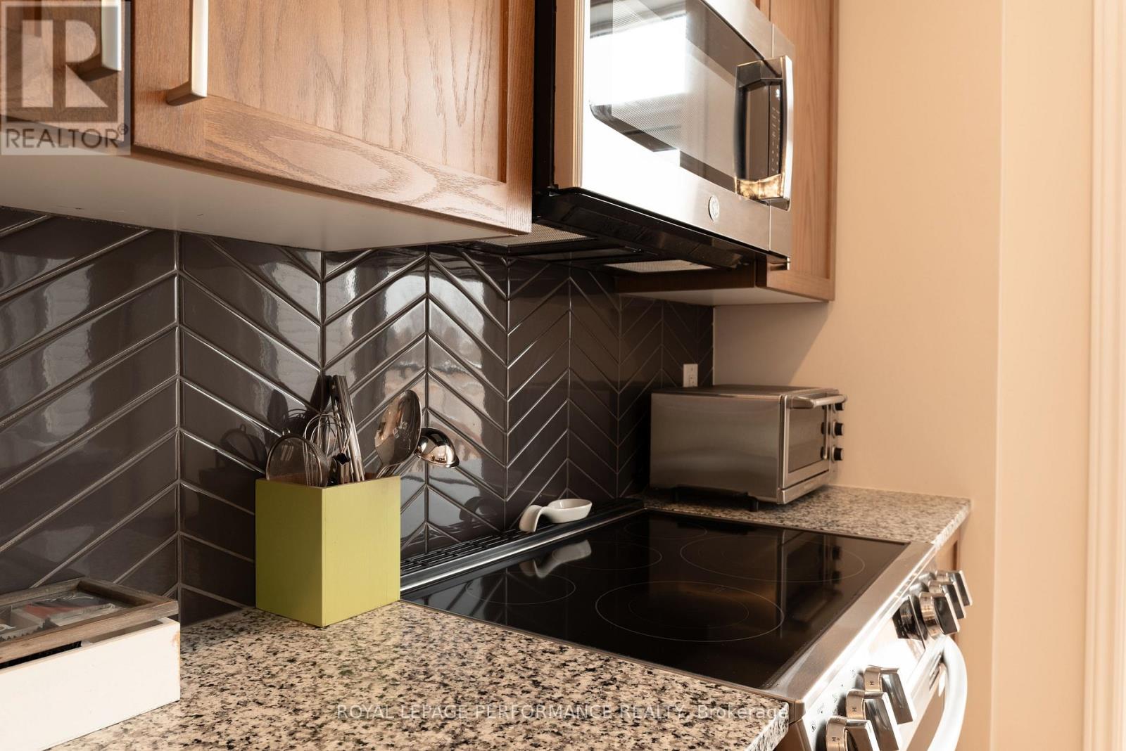 714 Petanque Crescent, Ottawa, Ontario  K4A 5L7 - Photo 8 - X12723366