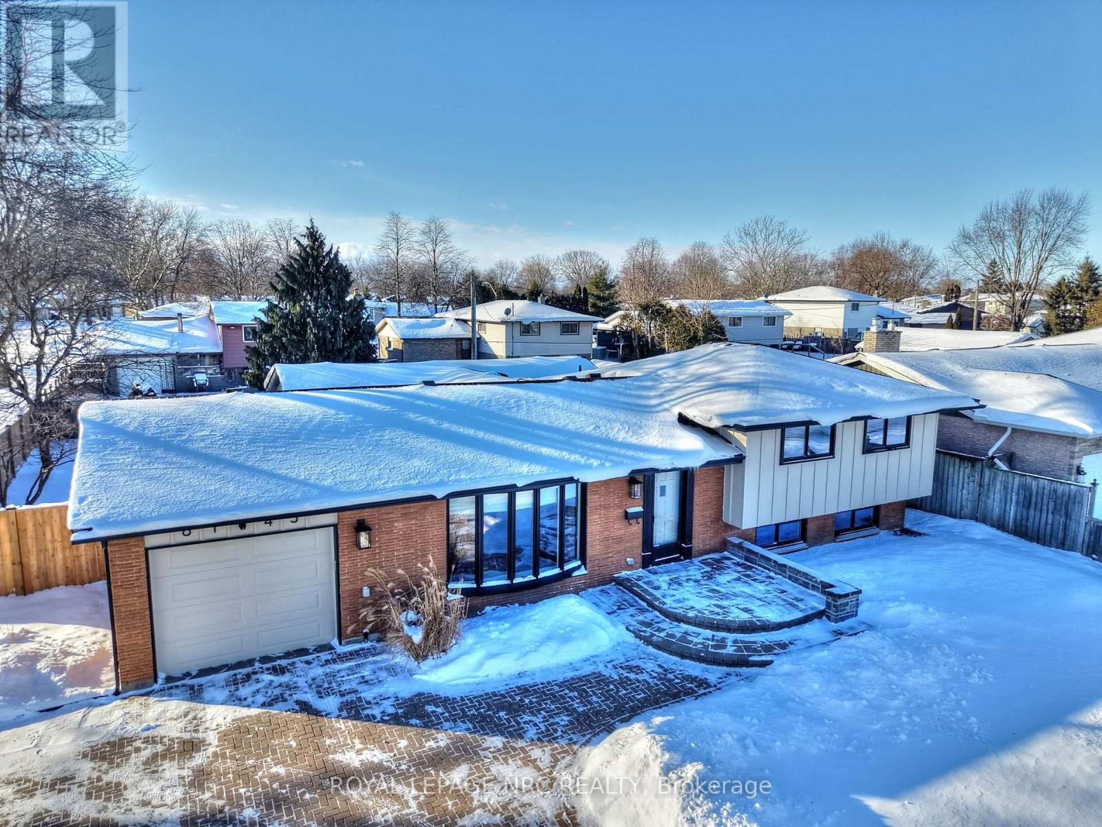 8143 SARAH STREET, Niagara Falls, Ontario