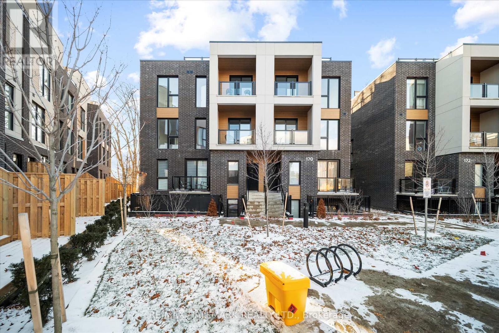 13 - 170 Clonmore Drive, Toronto, Ontario  M1N 1Y1 - Photo 2 - E12628150