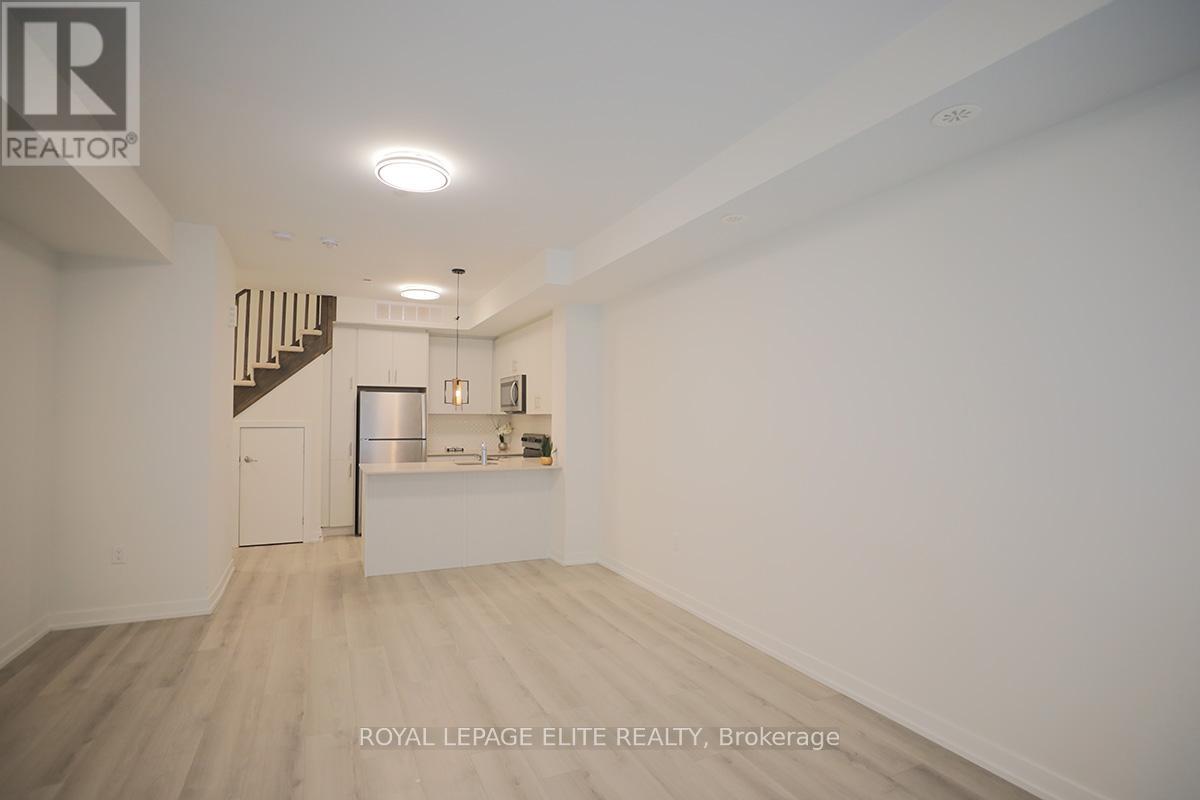 7 - 3546 Colonial Drive, Mississauga, Ontario  L5L 0C1 - Photo 5 - W12645322