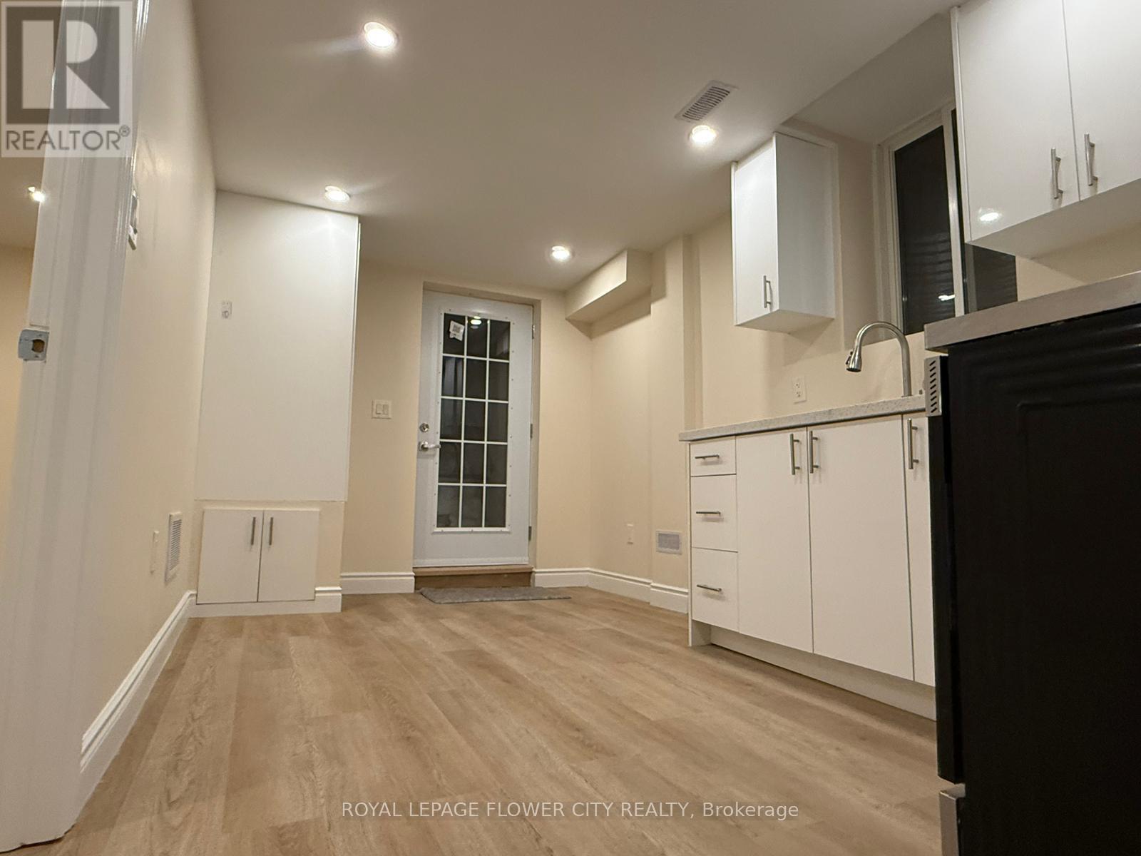 Basement - 3310 Southwick Street, Mississauga, Ontario  L5M 7K9 - Photo 11 - W12722980