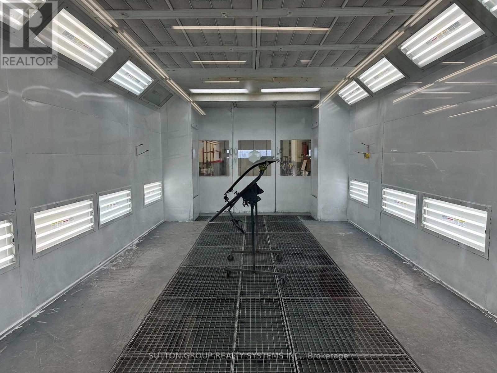 25 & 29 Milford Avenue, Toronto, Ontario  M6M 2W1 - Photo 15 - W12723356