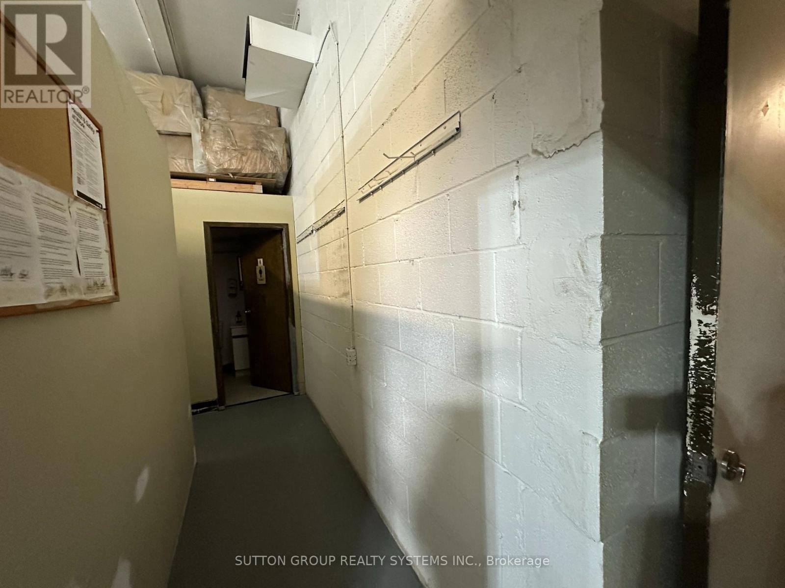 25 & 29 Milford Avenue, Toronto, Ontario  M6M 2W1 - Photo 21 - W12723356