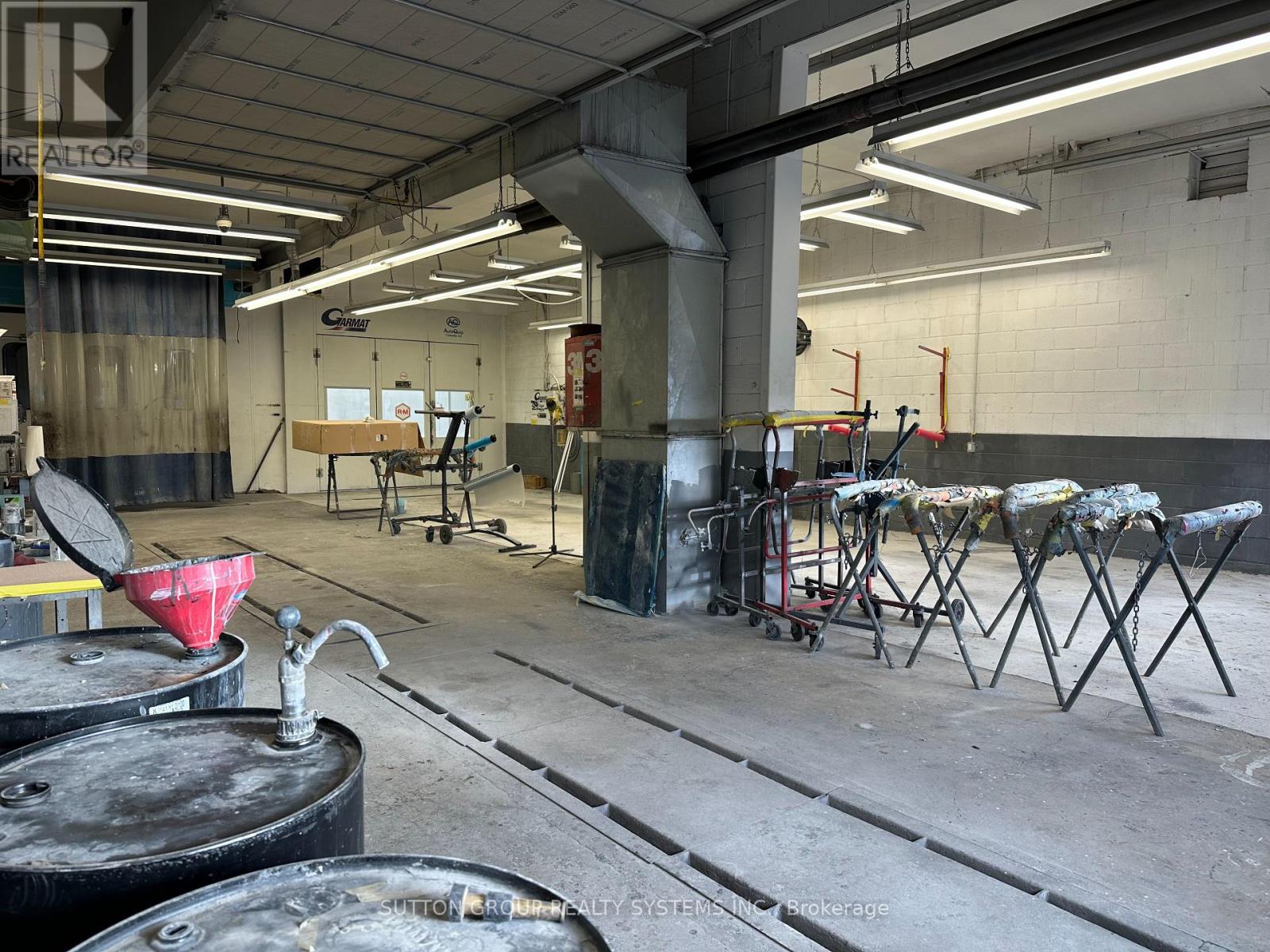 25 & 29 Milford Avenue, Toronto, Ontario  M6M 2W1 - Photo 6 - W12723356