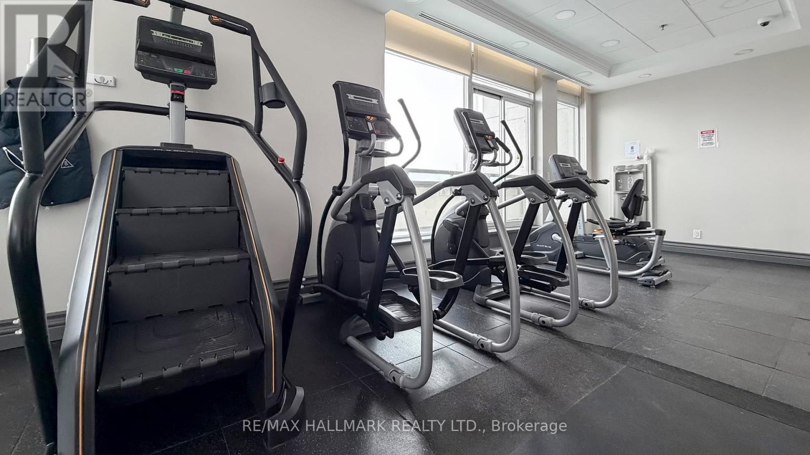 910 - 349 Rathburn Road W, Mississauga, Ontario  L5B 0G9 - Photo 33 - W12723360