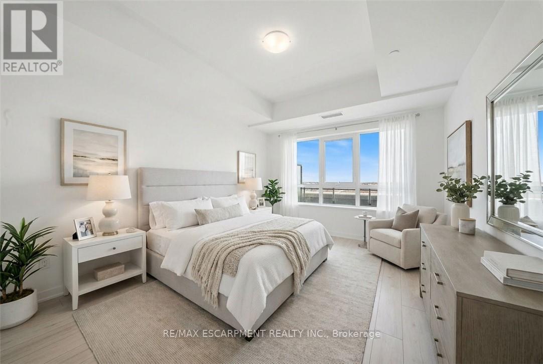 414 - 395 Dundas Street W, Oakville, Ontario  L6M 5R8 - Photo 11 - W12723372