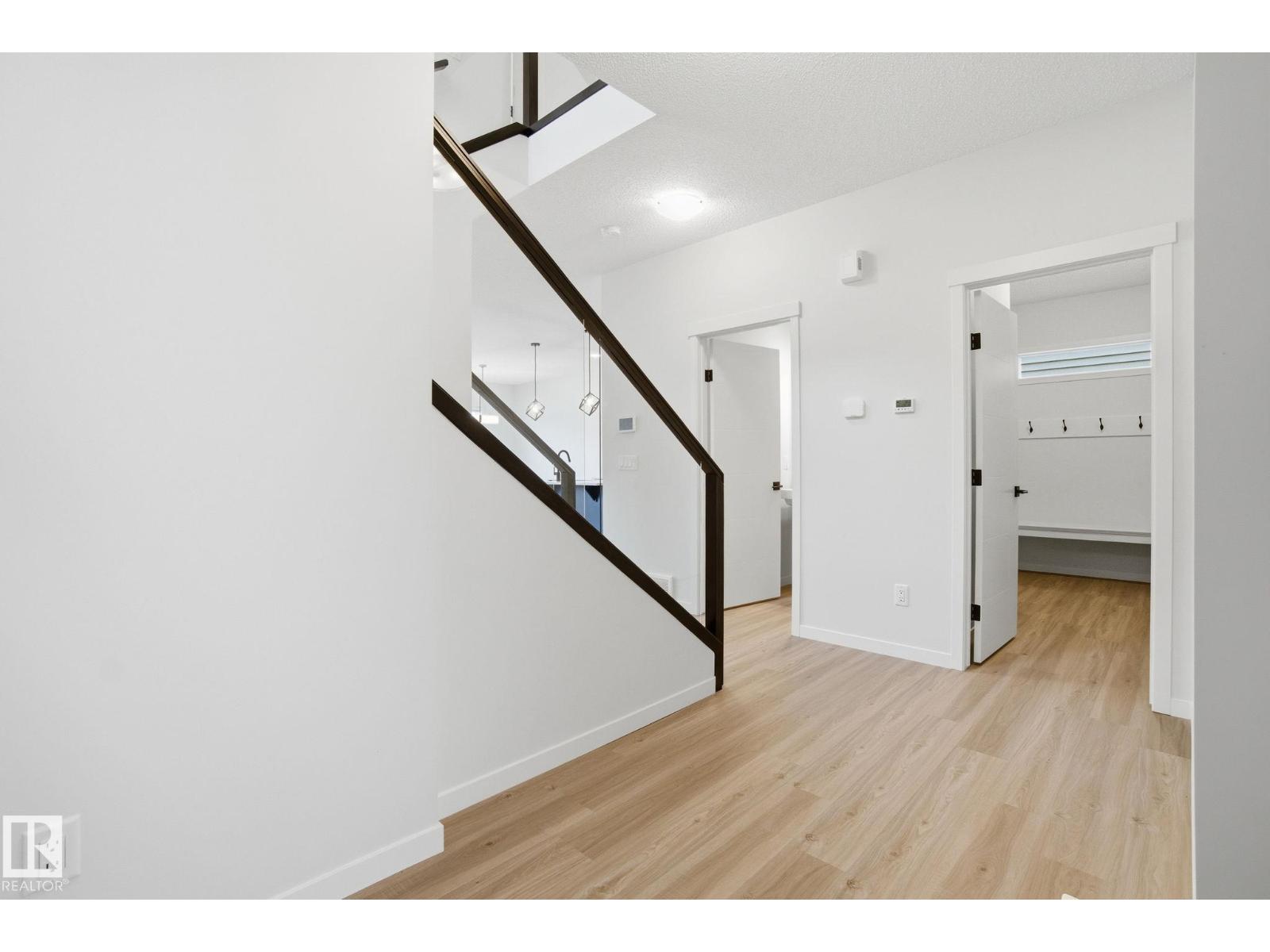 3406 Checknita Tc Sw, Edmonton, Alberta  T6W 4H6 - Photo 6 - E4470855