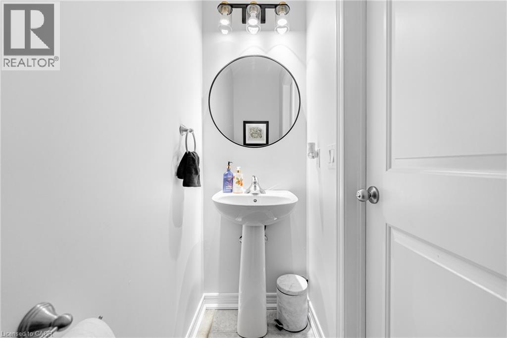 5056 New Street Unit# 21, Burlington, Ontario  L7L 1V1 - Photo 9 - 40799803