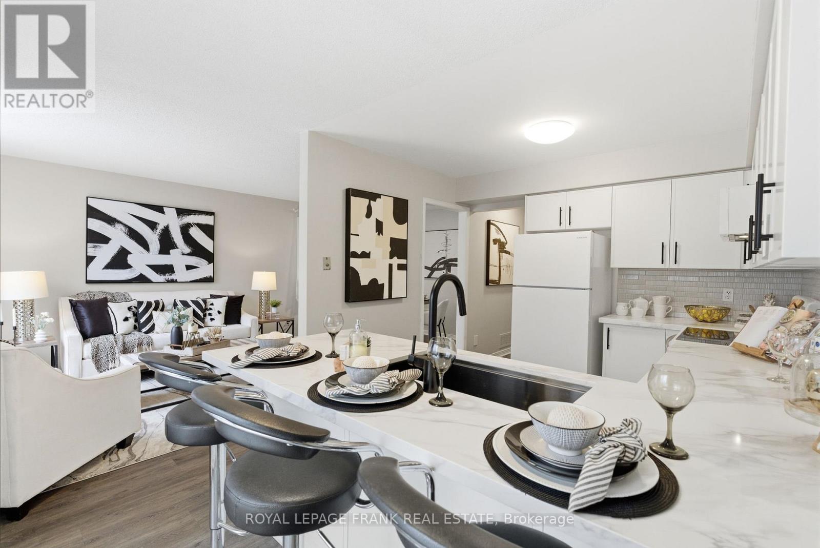 59 Short Crescent, Clarington, Ontario  L1E 2Z6 - Photo 8 - E12723446