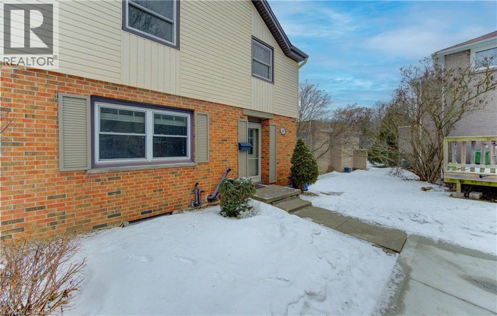 88 Mcdougall Road Unit# F, Waterloo, Ontario  N2L 5C5 - Photo 2 - 40795464