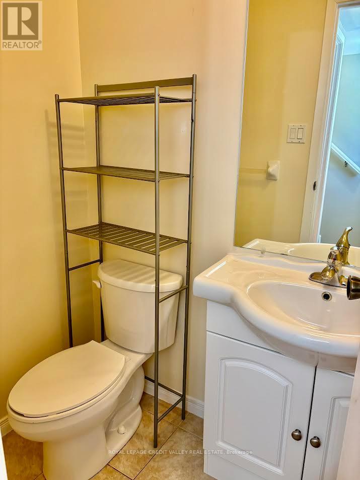 66 Berkshire Square, Brampton, Ontario  L6Z 1N4 - Photo 21 - W12722214