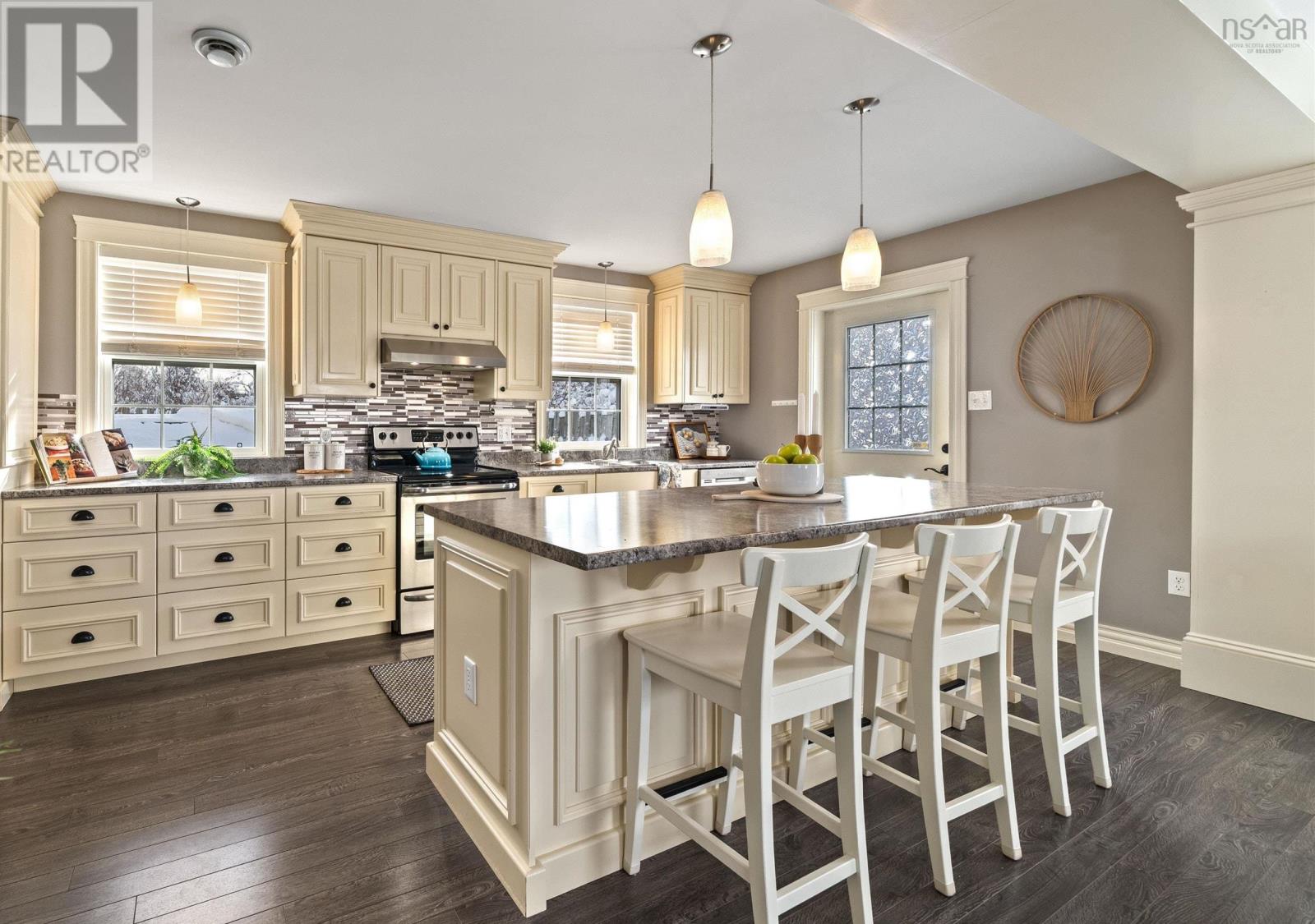 113 Pleasant Street, Wolfville, Nova Scotia  B4P 2R7 - Photo 9 - 202601371